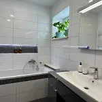 شقة Apartsy 5 *